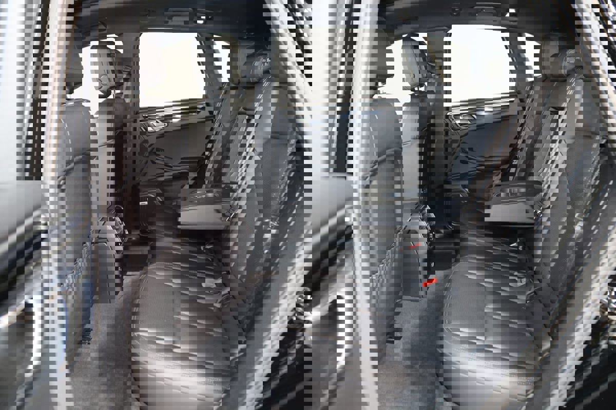 Used 2020 Porsche Macan image 53