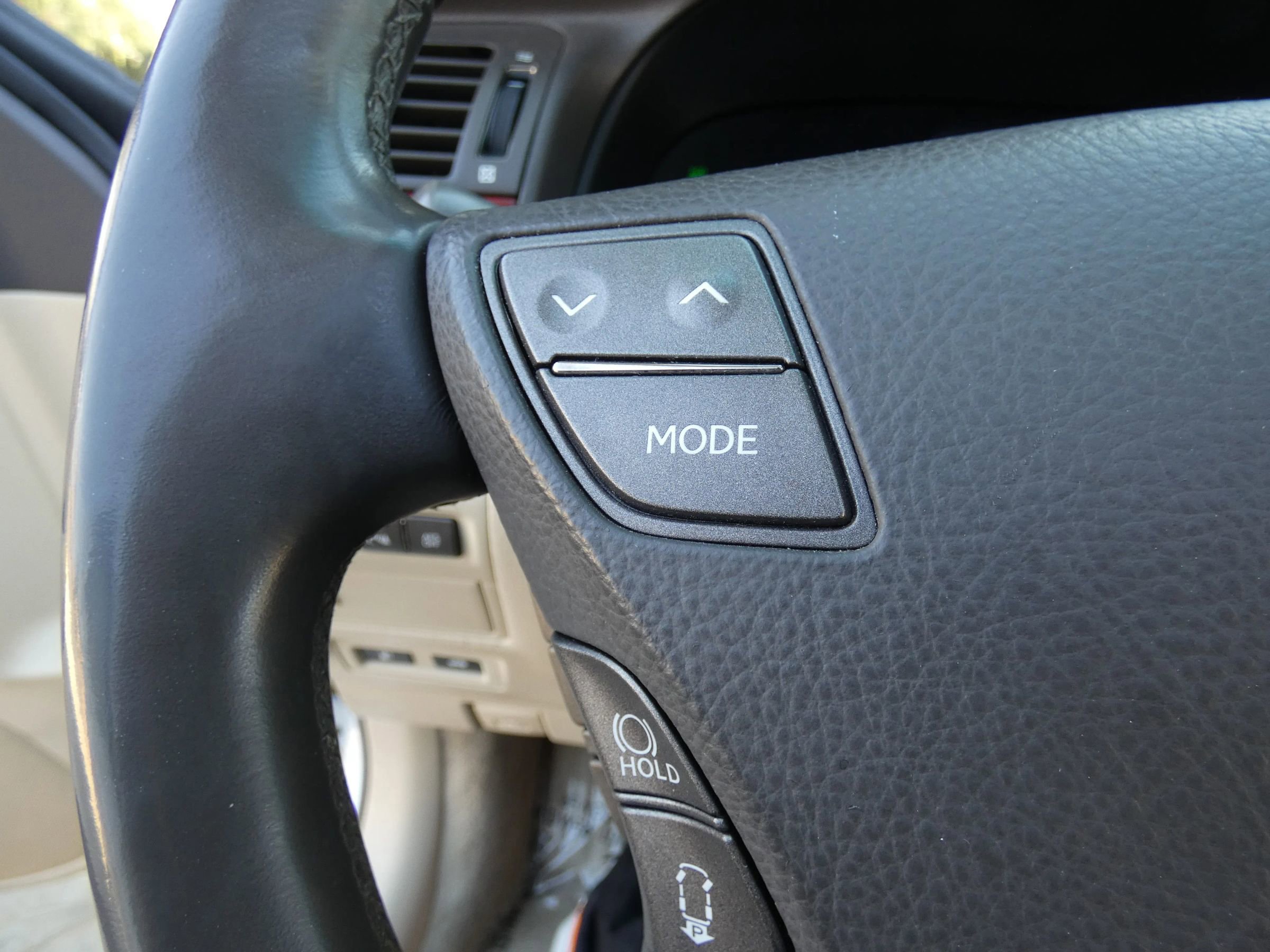 Used 2010 Lexus LS 460 L image 60