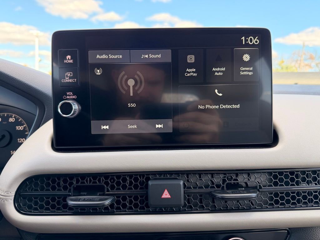 Used 2026 Honda HR-V LX image 7