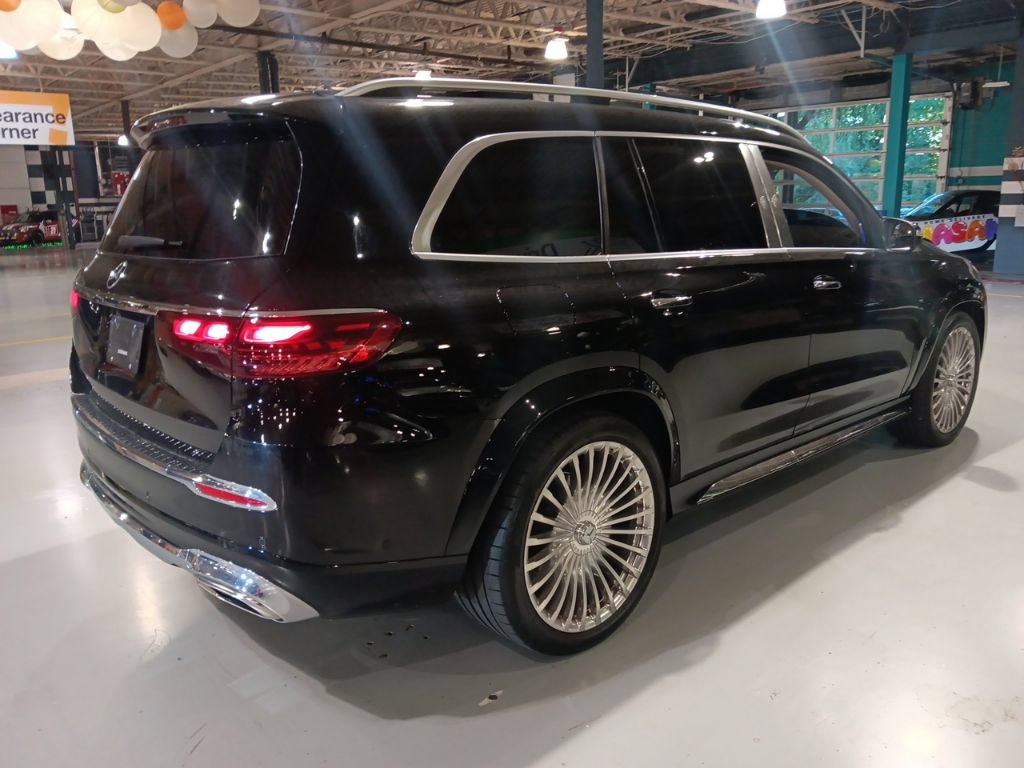 Used 2025 Mercedes-Benz Maybach GLS 600 4MATIC image 15