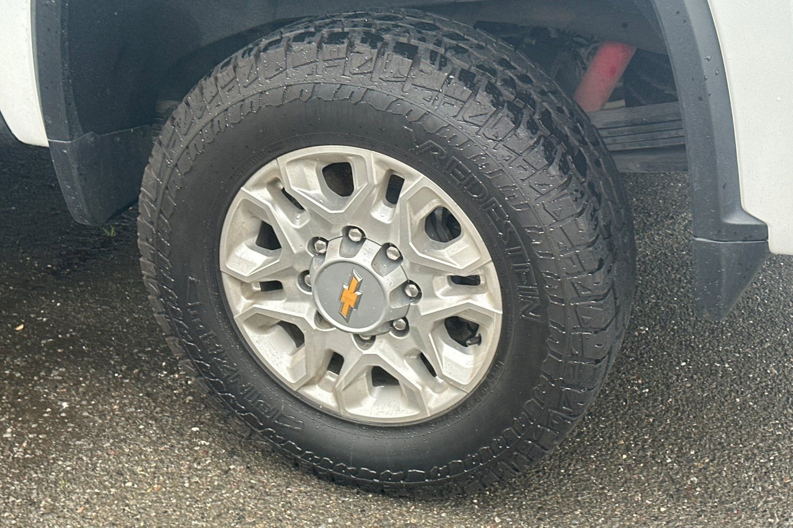 Used 2024 Chevrolet Silverado 2500 LT image 7