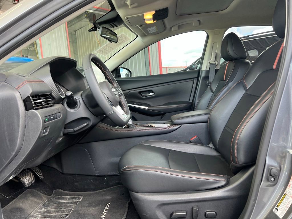 Certified 2025 Nissan Sentra SR w/ SR Premium Package FWD image 10