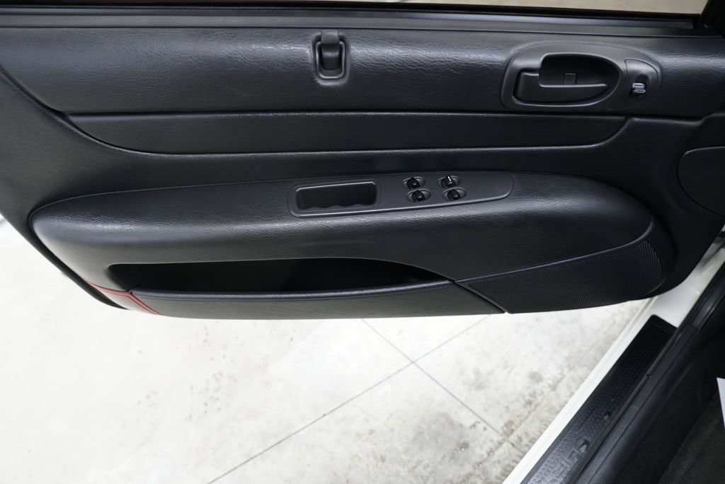 Used 2005 Chrysler Sebring Touring image 18