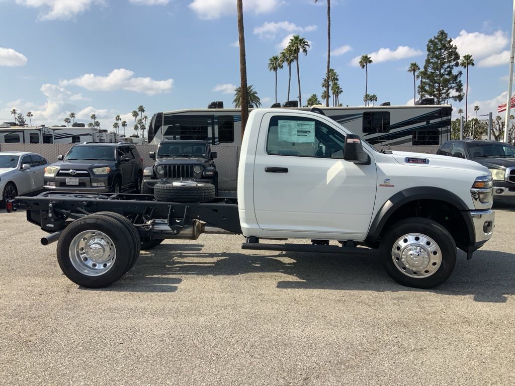 New 2026 RAM 5500 Tradesman w/ Chrome Appearance Group image 4