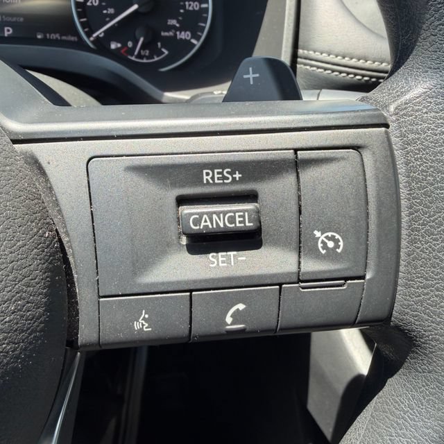 Used 2024 Nissan Rogue S FWD image 24