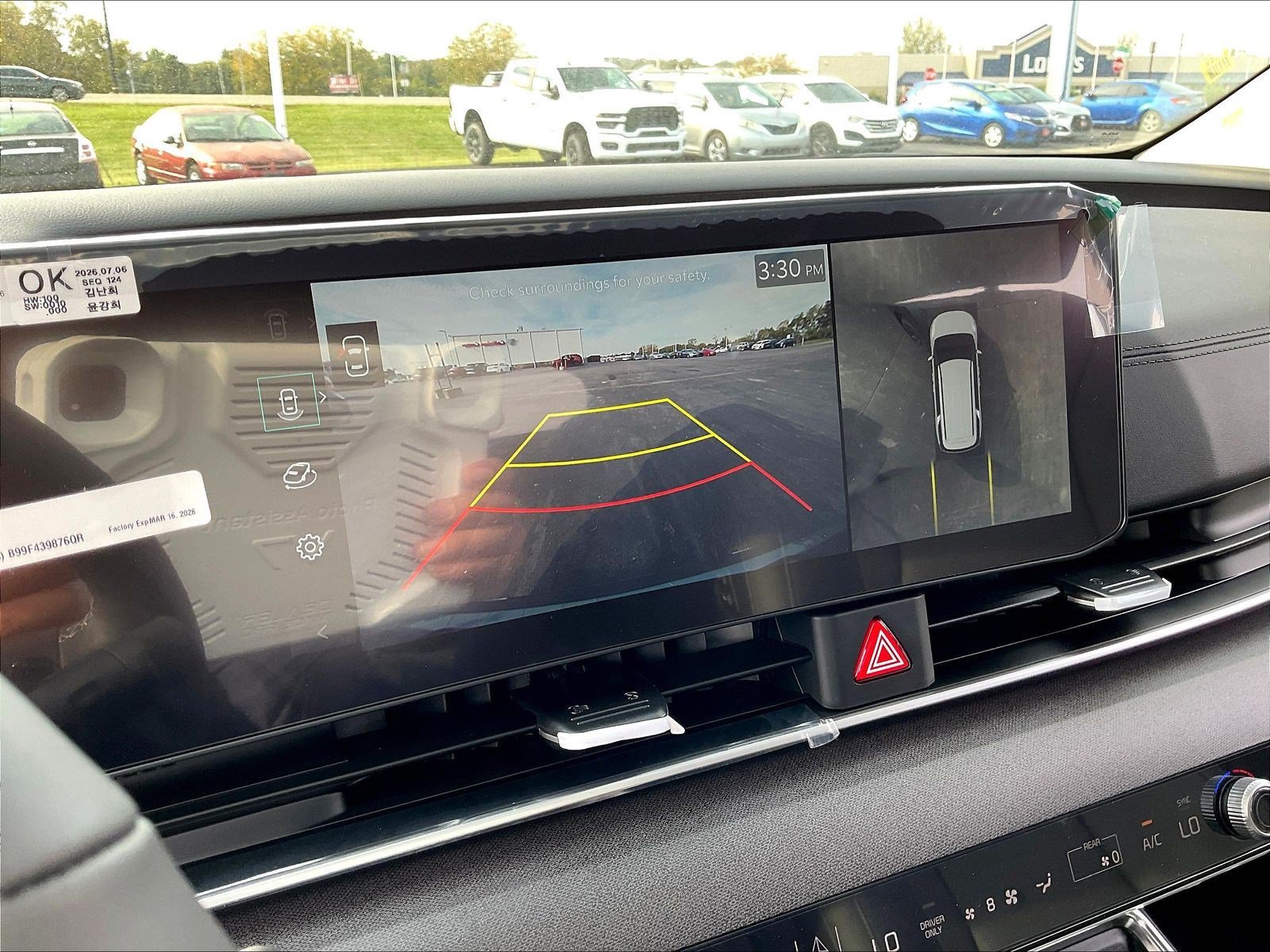 New 2027 Kia Carnival Hybrid FWD image 25