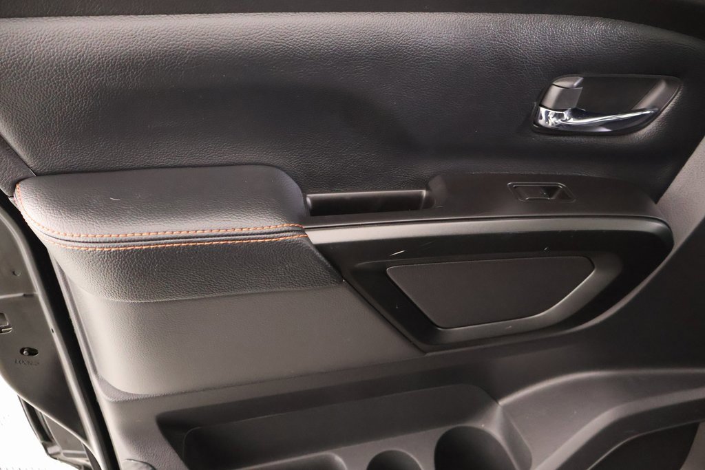 Used 2023 Nissan Titan PRO-4X w/ Pro-4x Convenience Package image 18