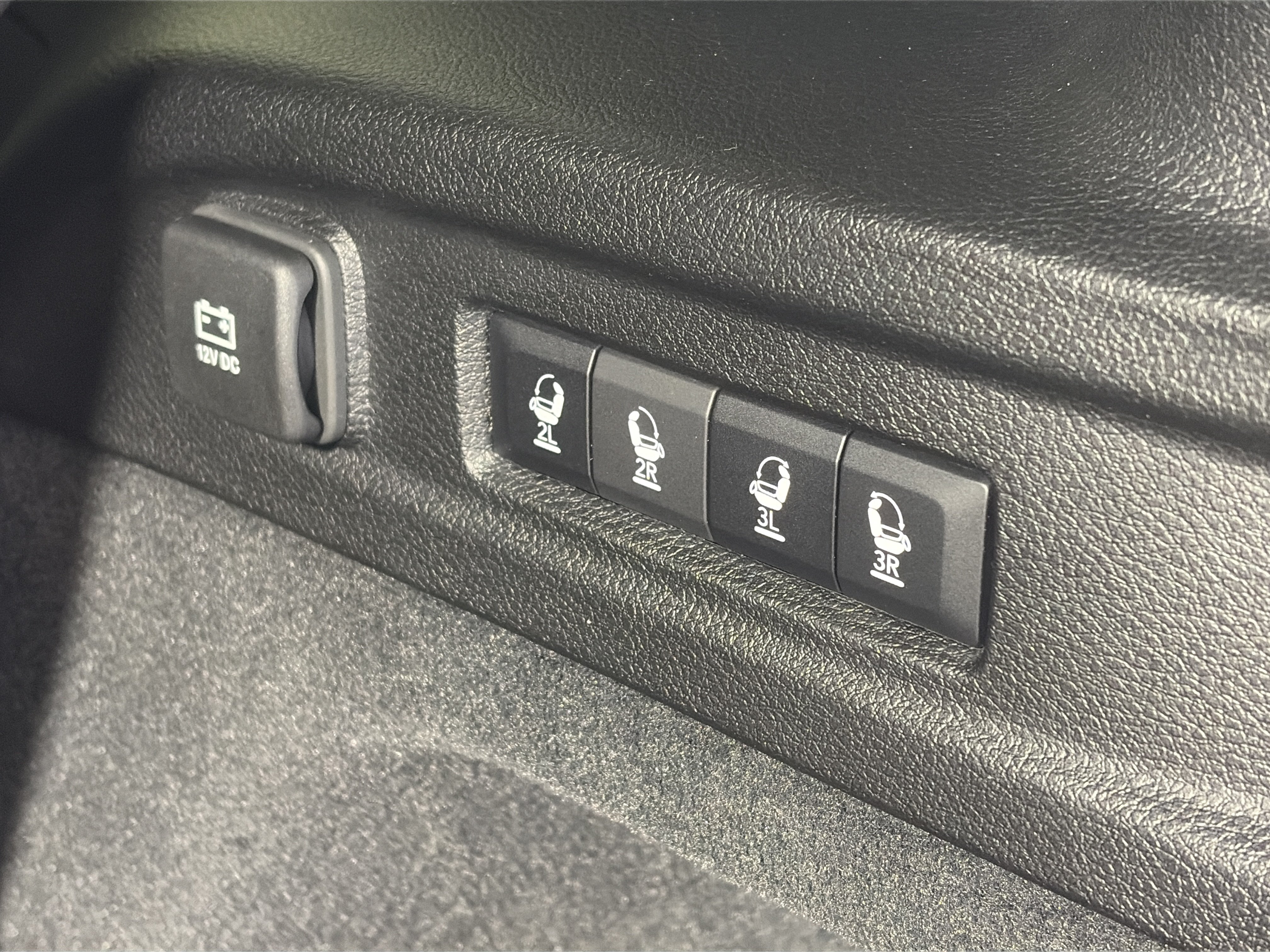 Used 2022 Jeep Grand Cherokee L Summit AWD/4WD image 16