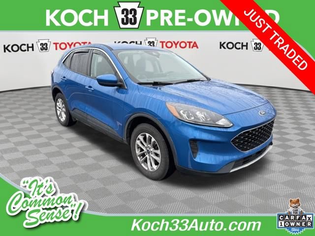 Used 2021 Ford Escape SE w/ Cold Weather Package image 1