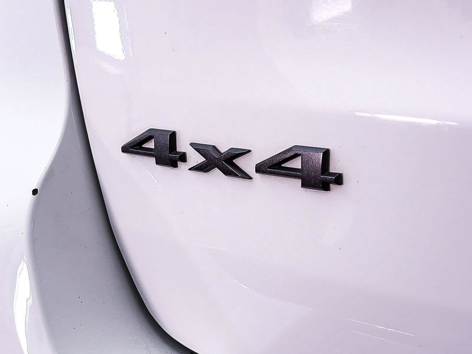 Used 2021 Jeep Grand Cherokee High Altitude AWD/4WD image 12