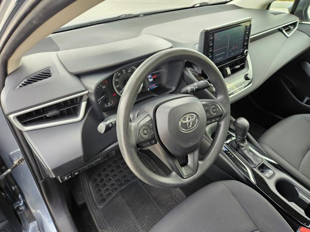 Used 2022 Toyota Corolla LE FWD image 9