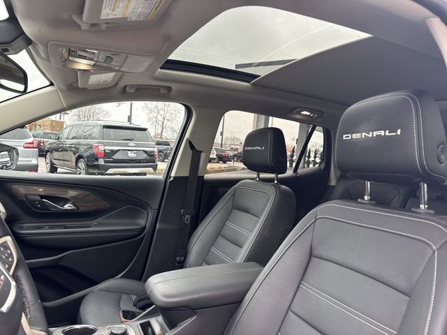 Used 2024 GMC Terrain Denali image 18