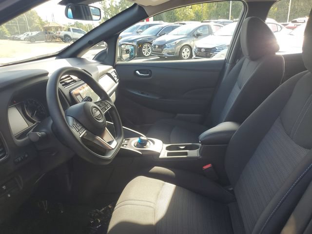Certified 2025 Nissan Leaf S FWD image 14