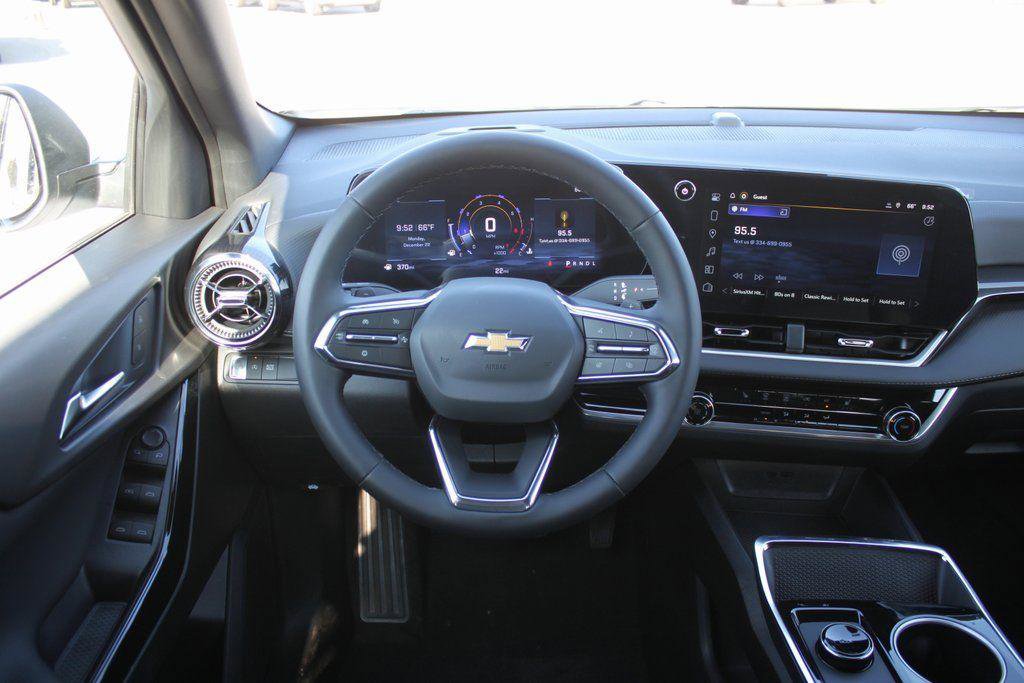 New 2026 Chevrolet Equinox LT image 10