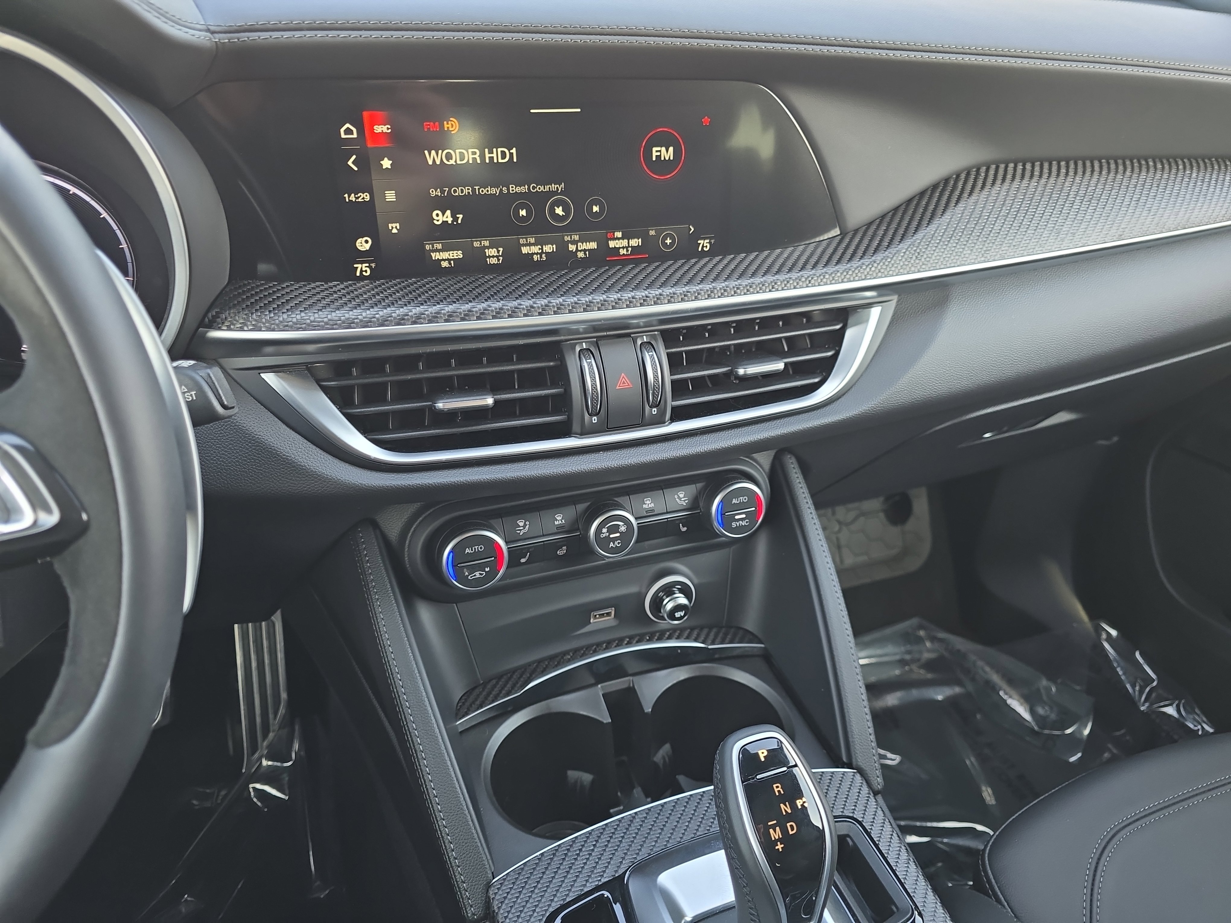 Used 2024 Alfa Romeo Stelvio Quadrifoglio w/ Active Assist Plus Package image 20