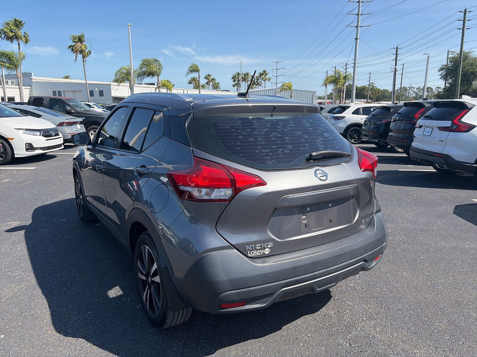 Used 2019 Nissan Kicks SV image 5