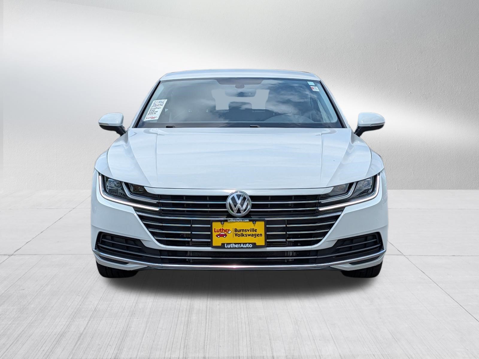 Used 2019 Volkswagen Arteon SE AWD/4WD image 2