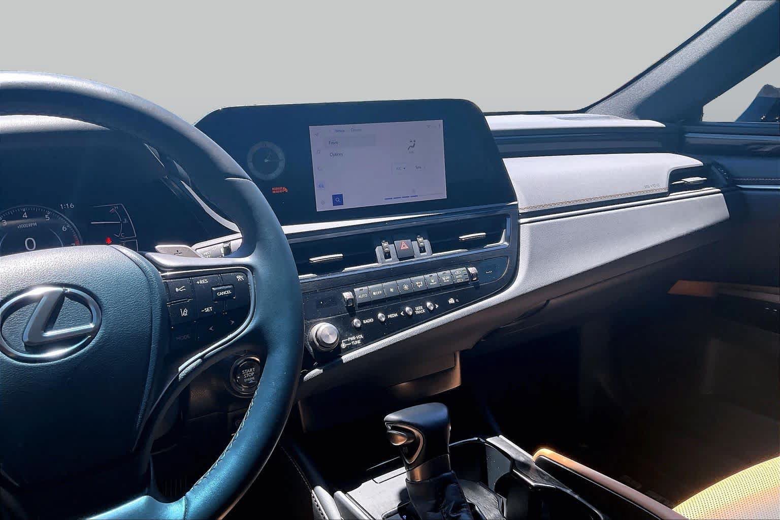 Used 2025 Lexus ES 350 w/ Accessory Package (P3) FWD image 7