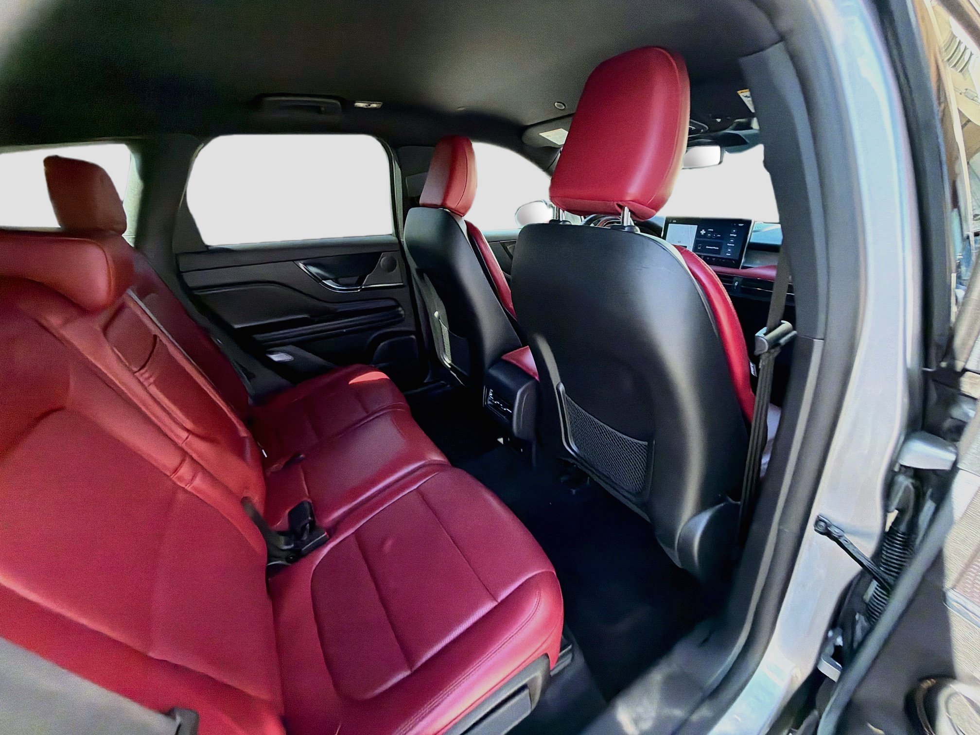 Used 2023 Lincoln Corsair Reserve w/ Jet Appearance Package FWD image 25