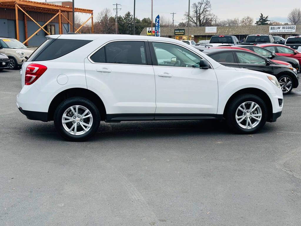 Used 2017 Chevrolet Equinox LS image 8