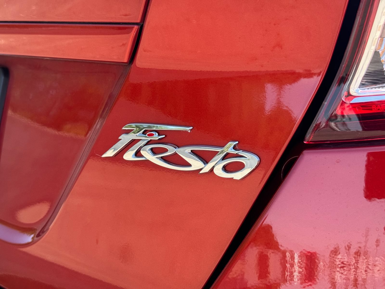 Used 2019 Ford Fiesta ST-Line FWD image 5