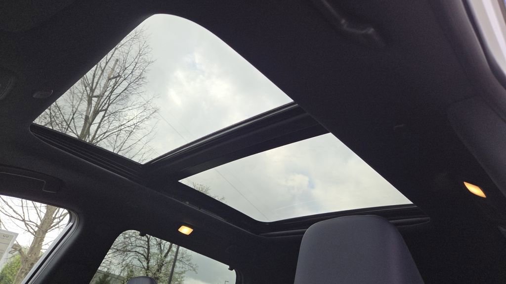 New 2026 INFINITI QX60 Sport w/ Dark Cargo Package image 3