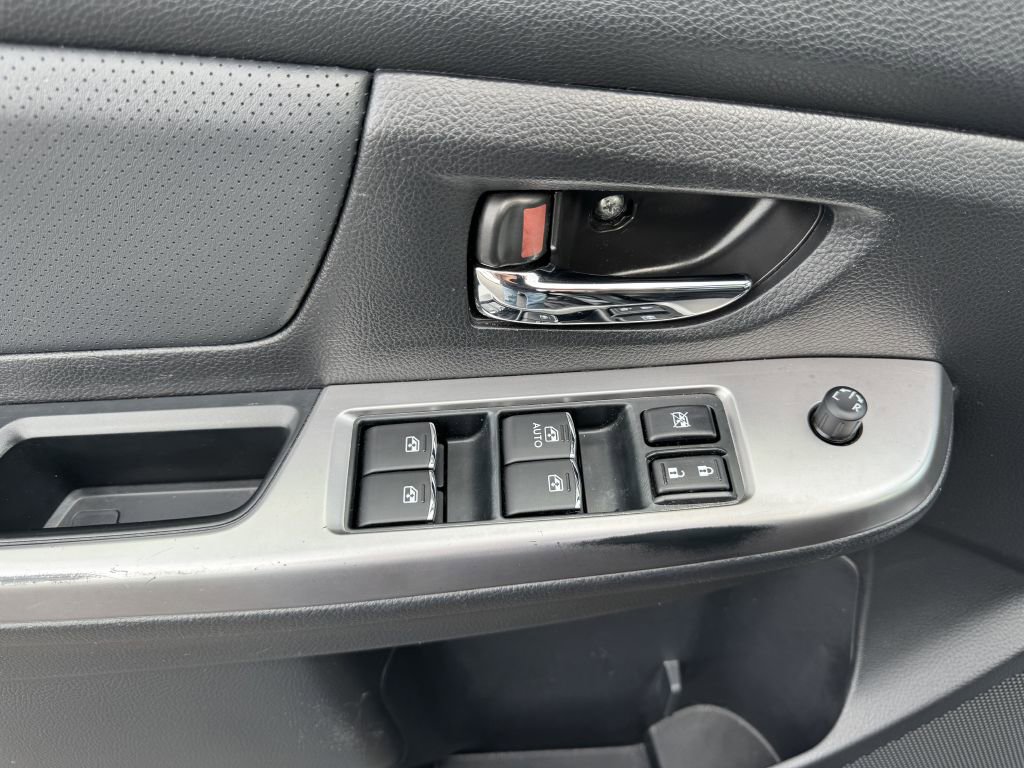 Used 2016 Subaru Crosstrek 2.0i Limited AWD/4WD image 16