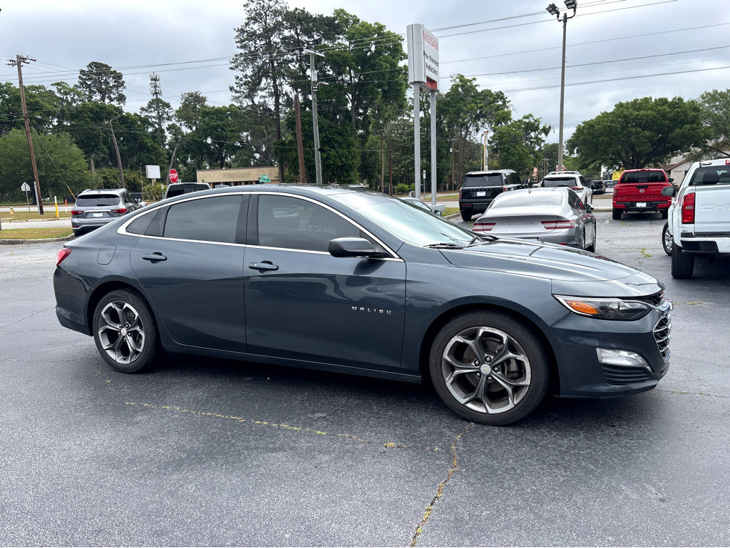 Used 2021 Chevrolet Malibu LT FWD image 26