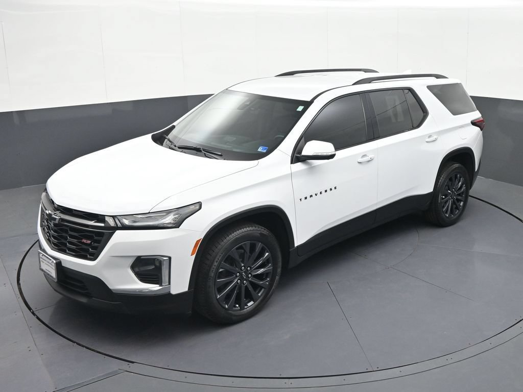 Used 2022 Chevrolet Traverse RS FWD image 24
