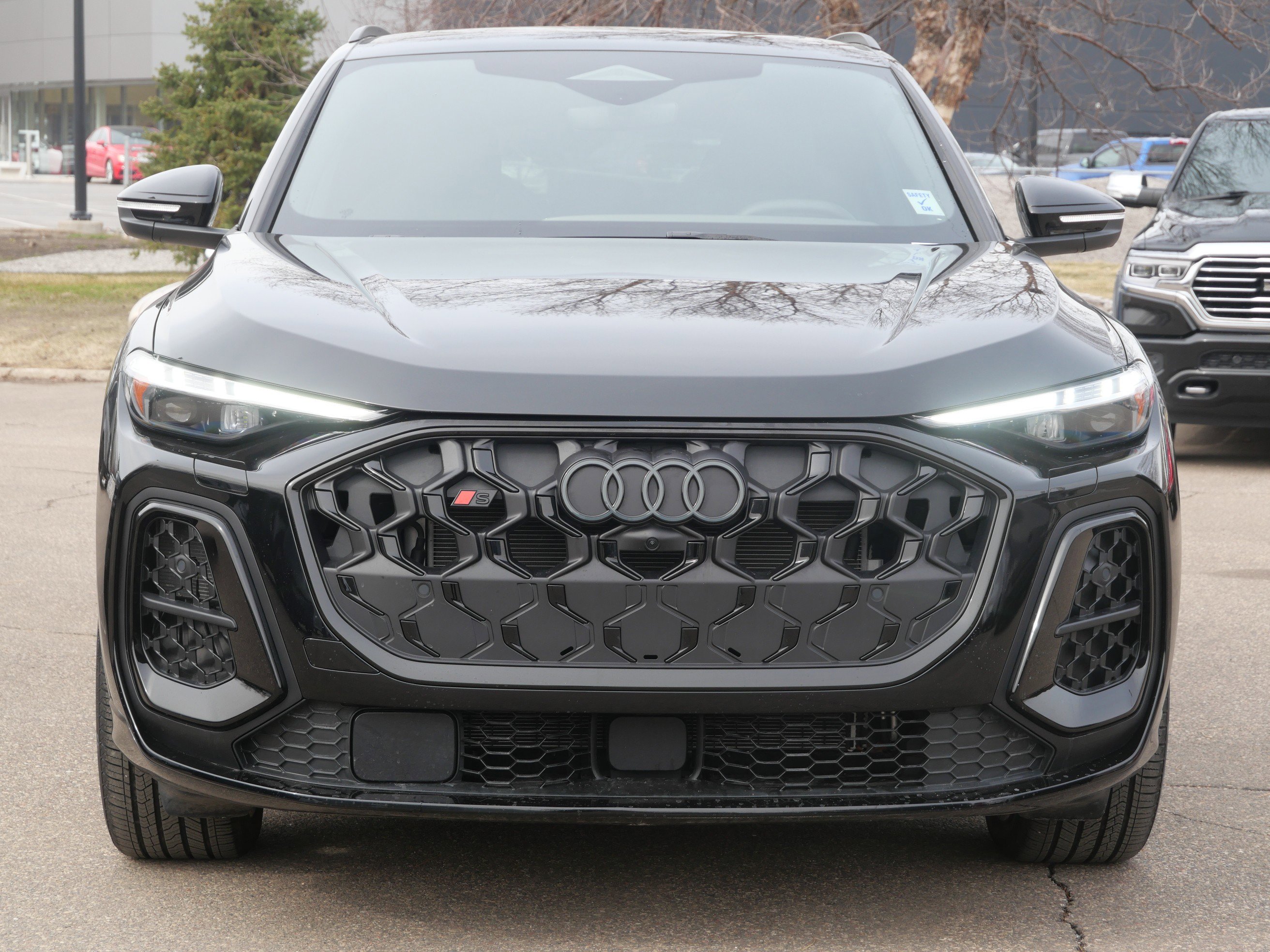 Used 2025 Audi SQ5 Premium Plus image 8