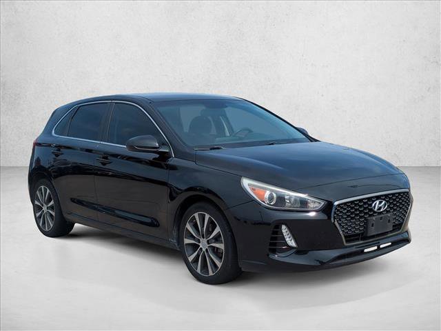 Used 2019 Hyundai Elantra GT image 3