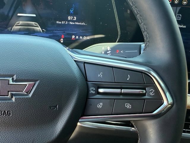 Used 2025 Chevrolet Equinox ACTIV w/ Safety and Technology Package AWD/4WD image 18