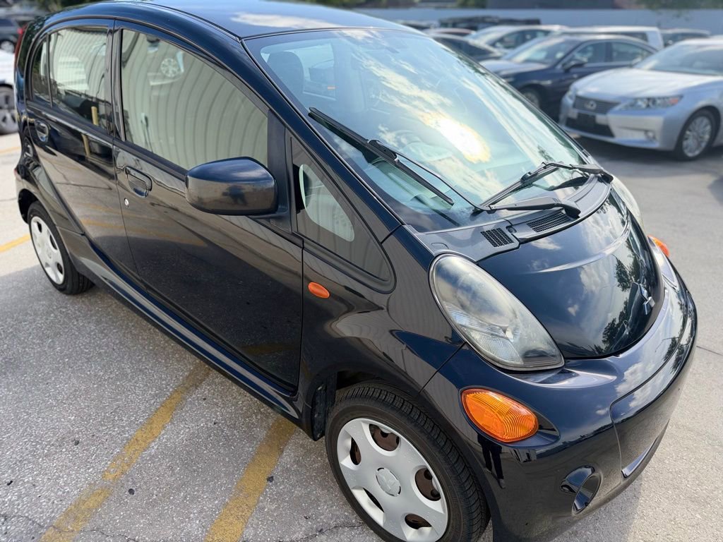 Used 2012 Mitsubishi i ES RWD image 7