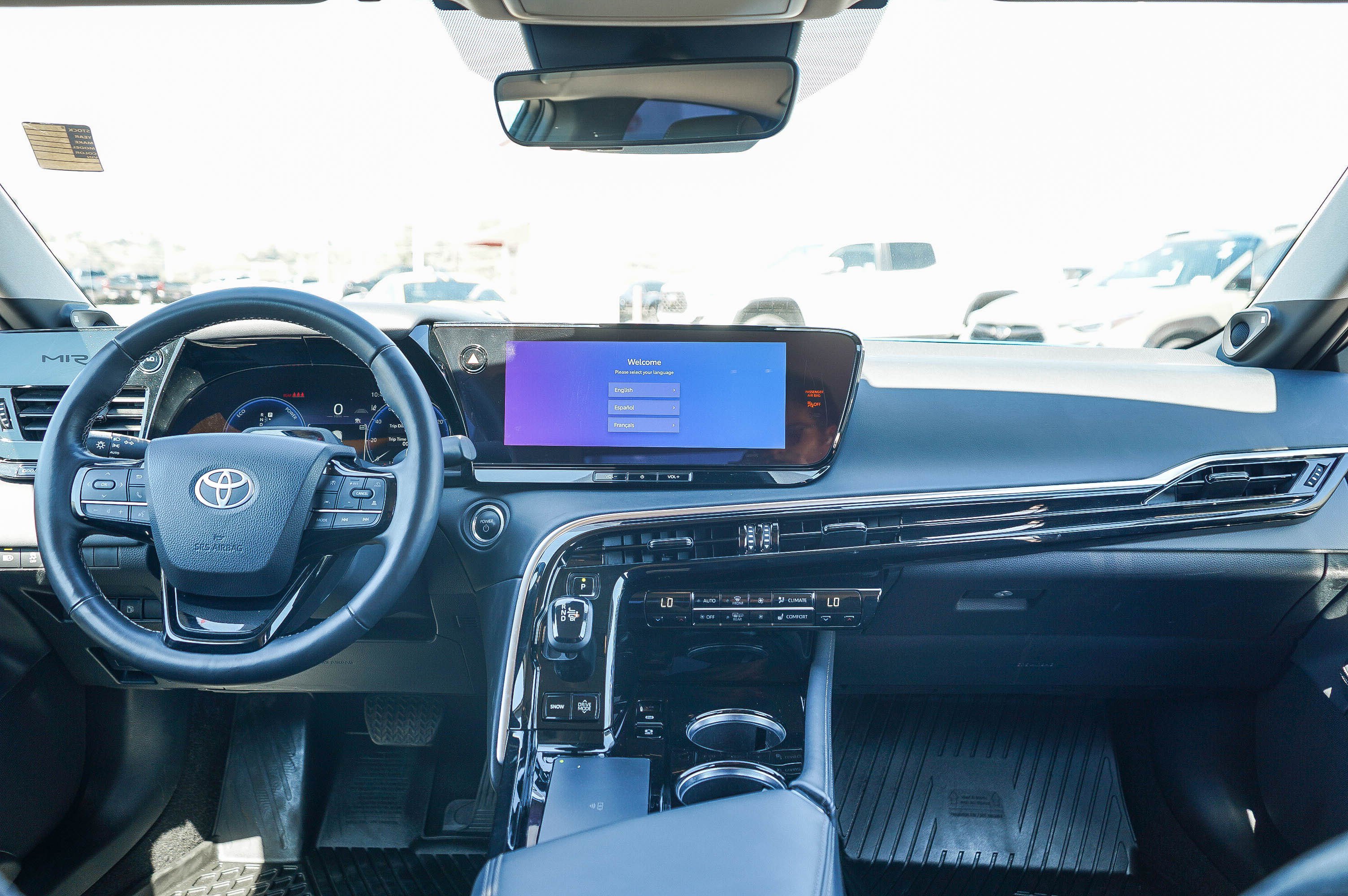 Certified 2025 Toyota Mirai XLE RWD image 13