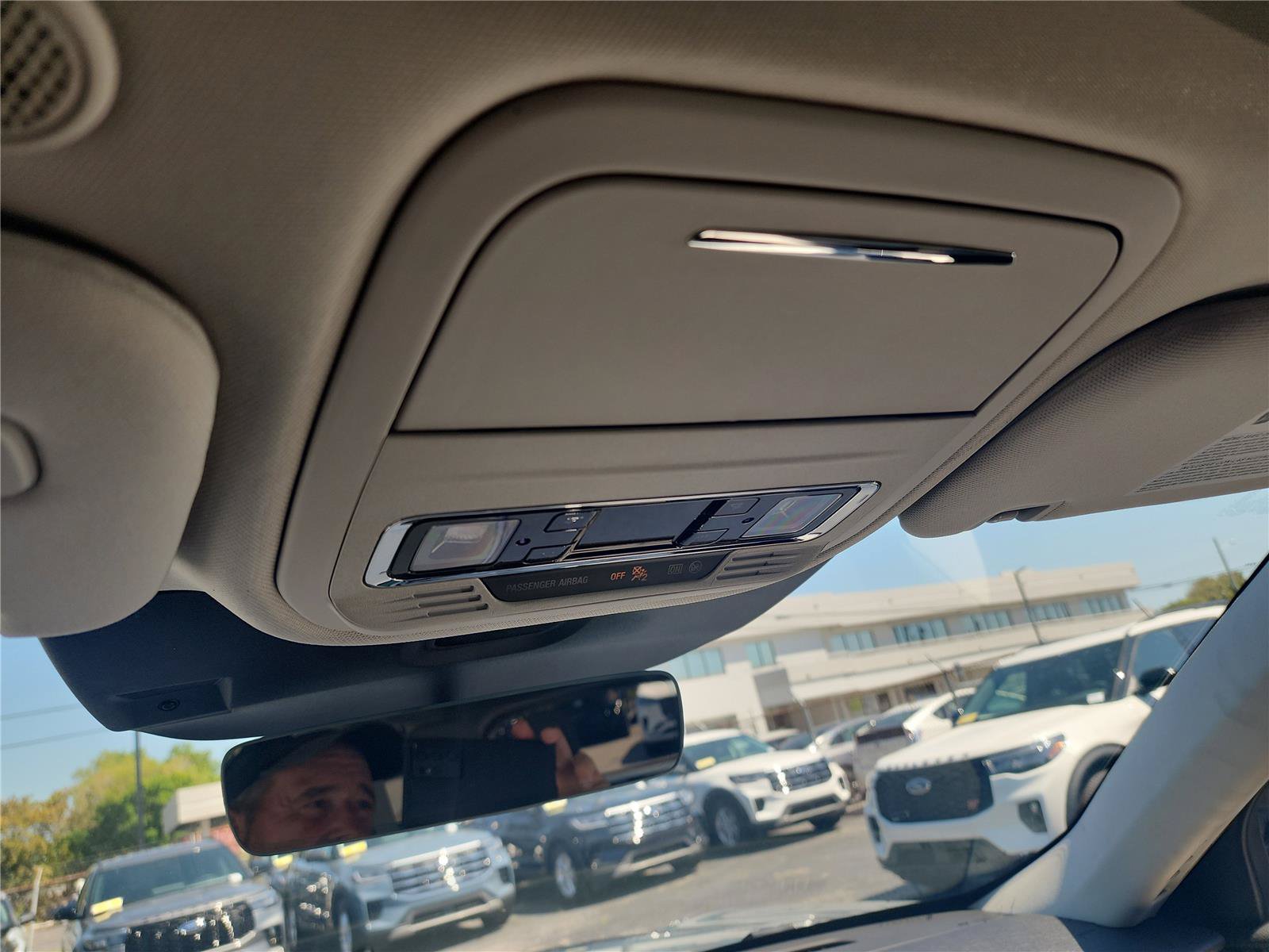 New 2026 Lincoln Aviator 2WD image 32