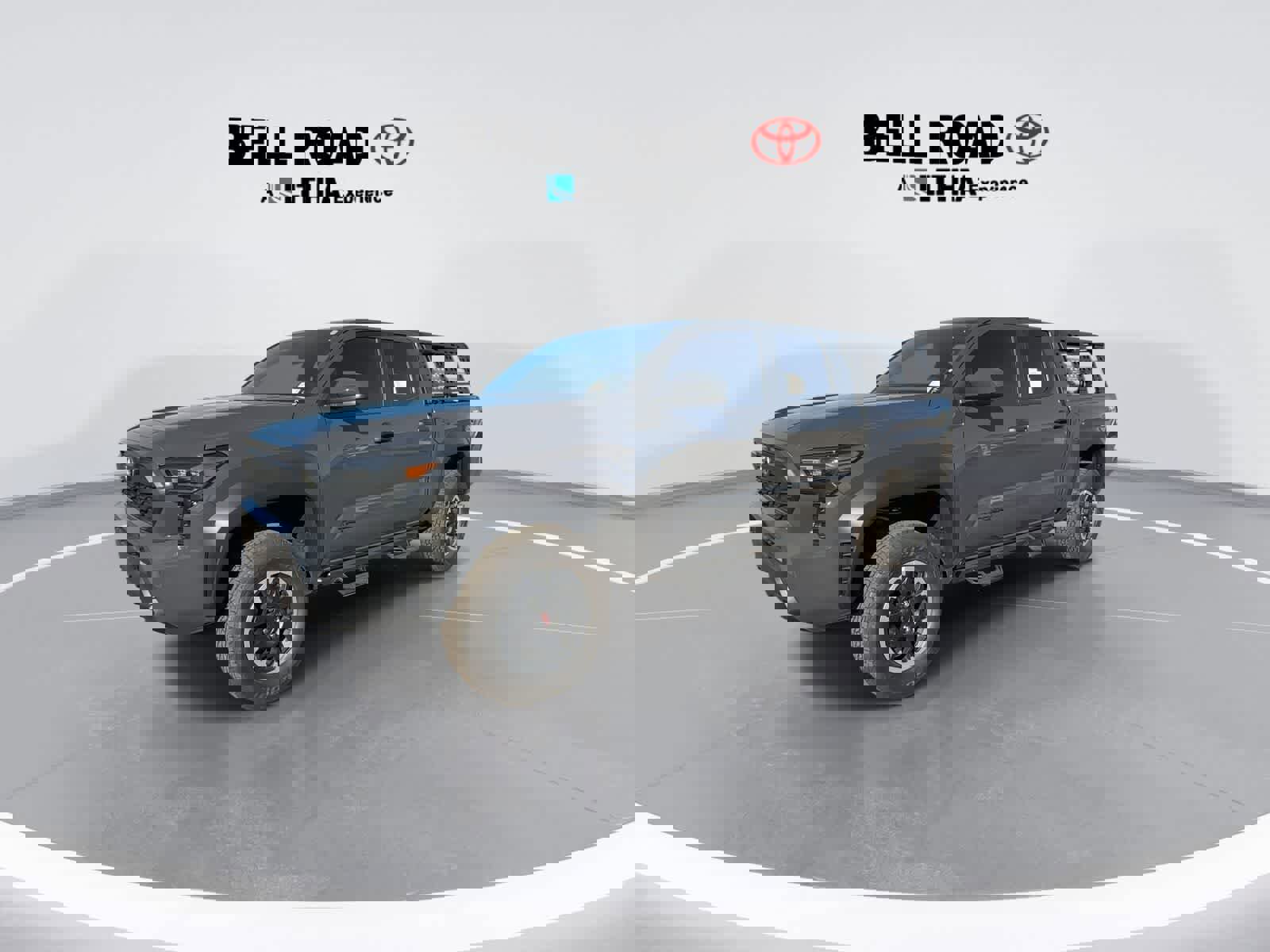 Used 2025 Toyota Tacoma TRD Off-Road image 4