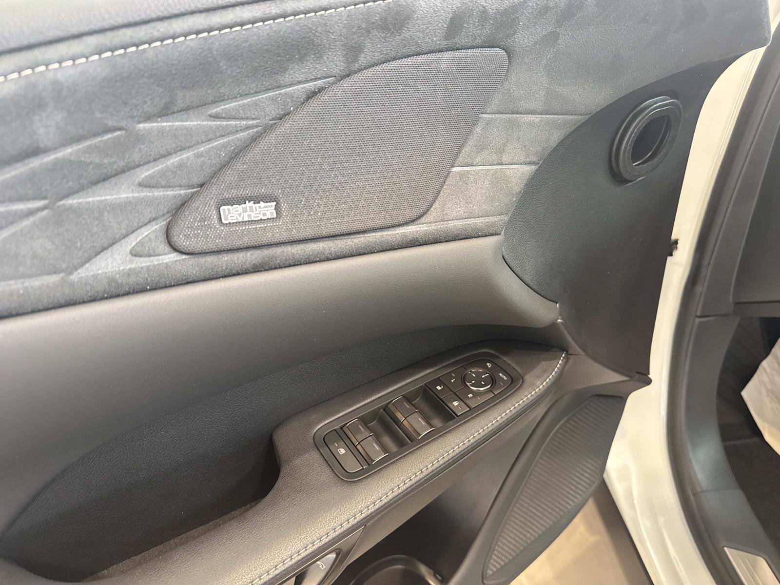 New 2026 Lexus RX 350 AWD image 19