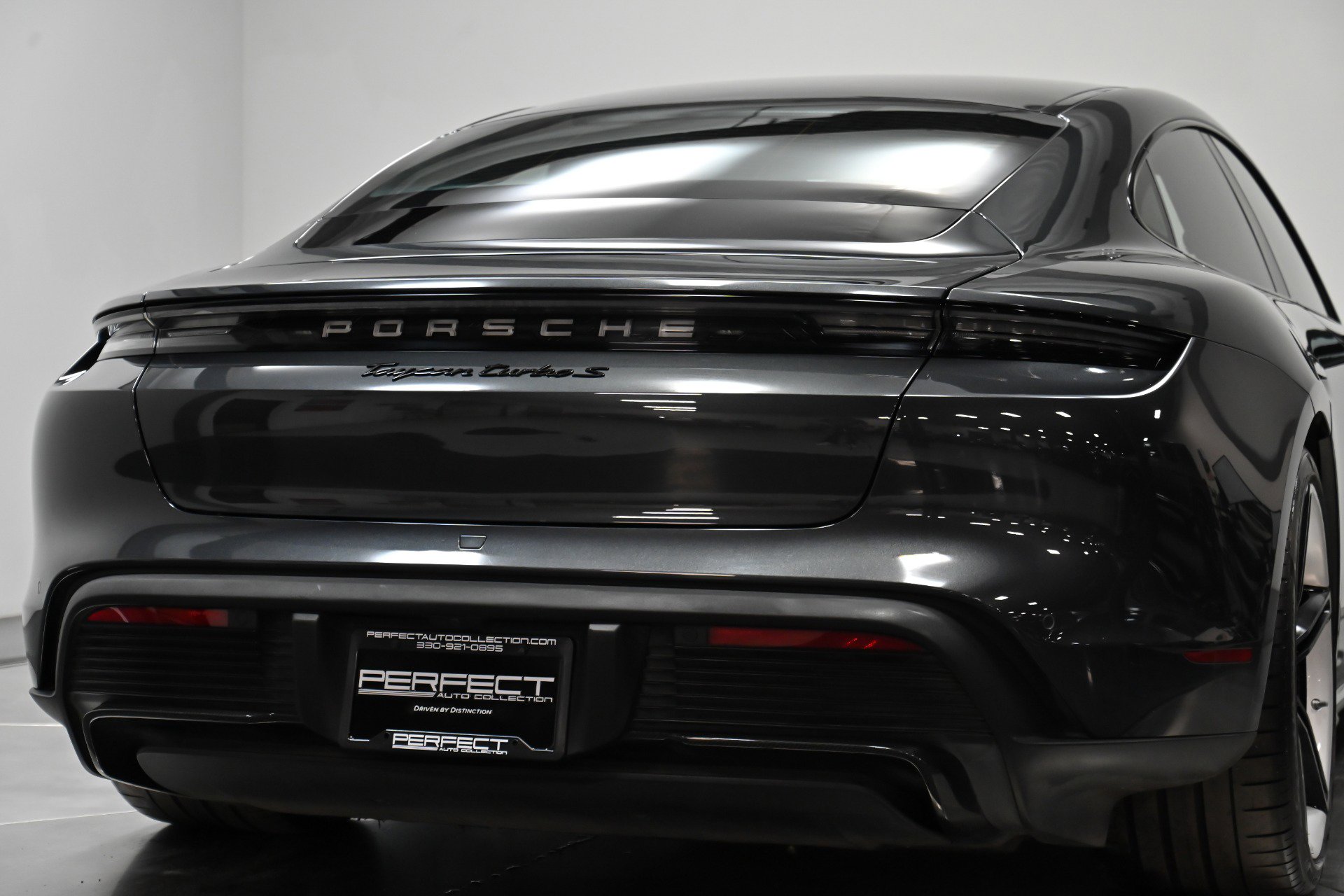 Used 2021 Porsche Taycan Turbo S image 48