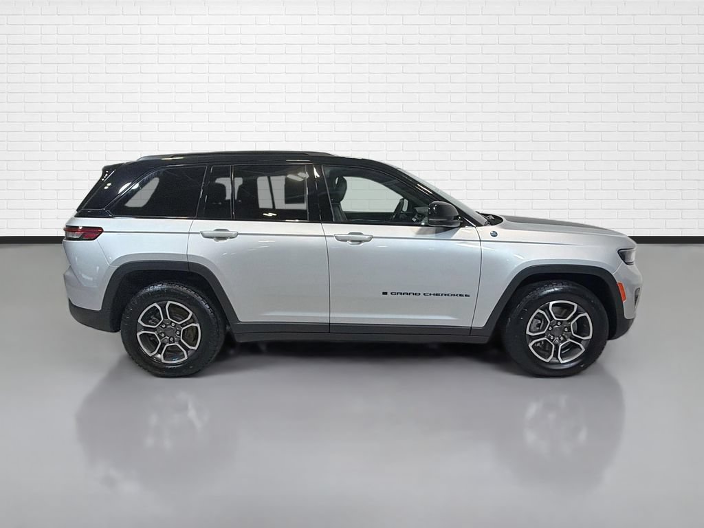 Used 2023 Jeep Grand Cherokee Trailhawk AWD/4WD image 10