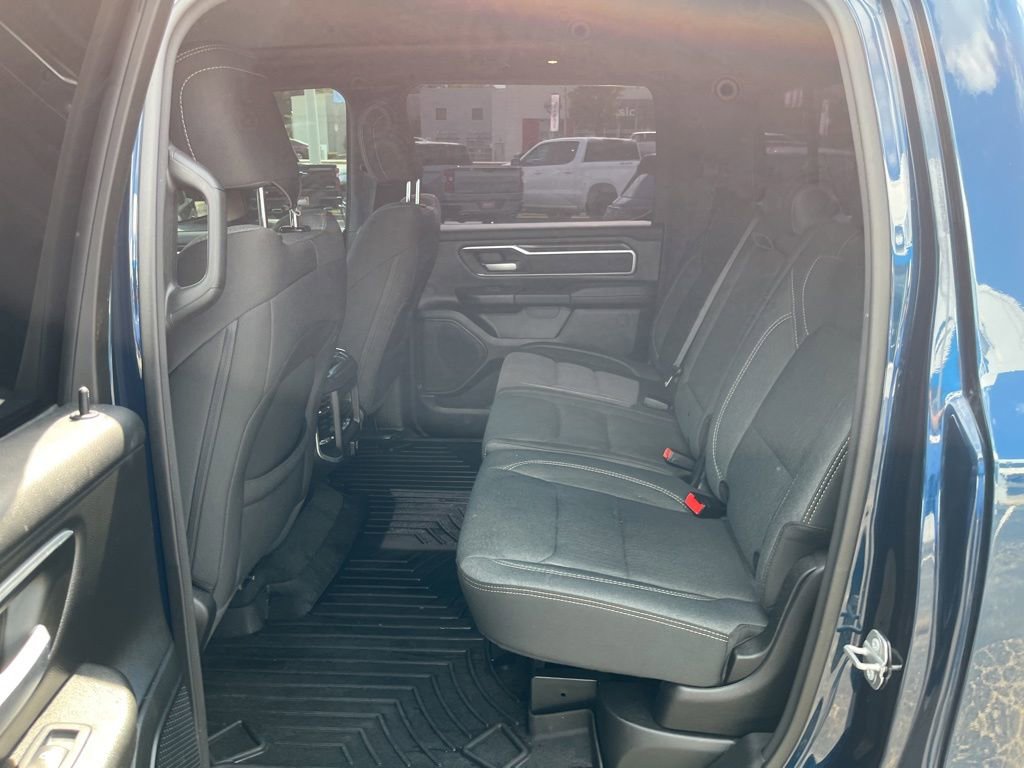 Used 2022 RAM 1500 Big Horn AWD/4WD image 38