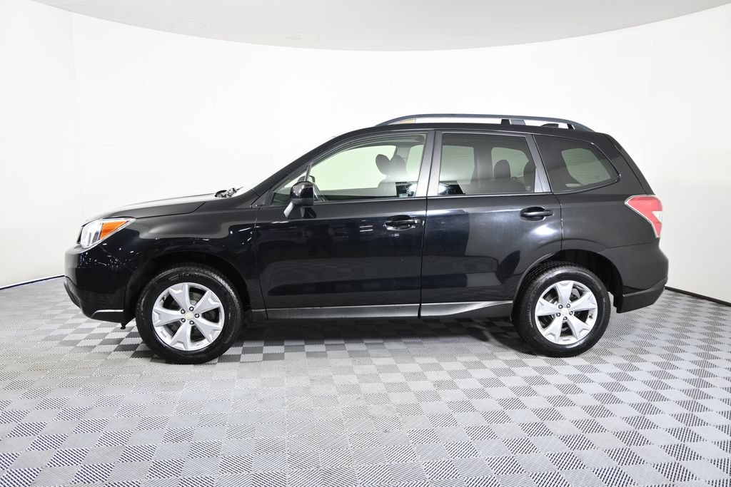 Used 2016 Subaru Forester 2.5i Premium w/ Popular Package #1 AWD/4WD image 2