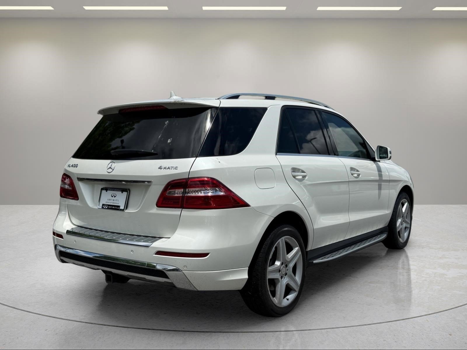 Used 2015 Mercedes-Benz ML 400 4MATIC image 5