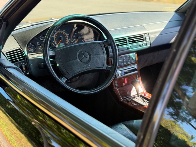 Used 1991 Mercedes-Benz 500 SL image 19