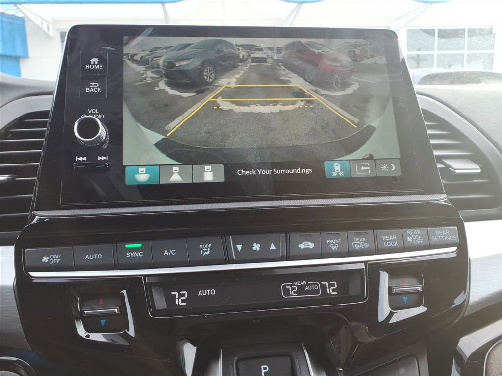 New 2026 Honda Odyssey Touring image 11