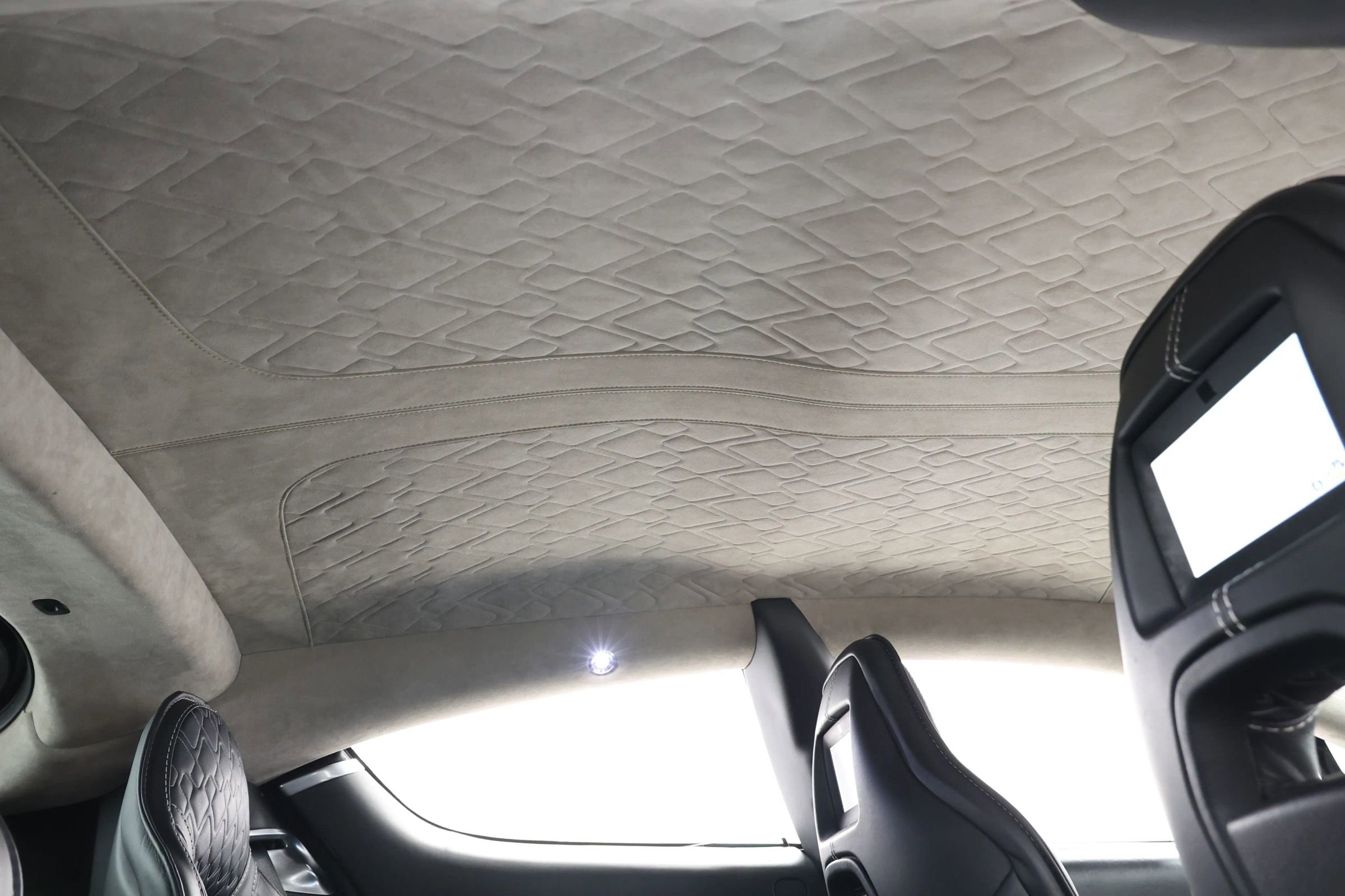 Used 2015 Aston Martin Rapide S image 73