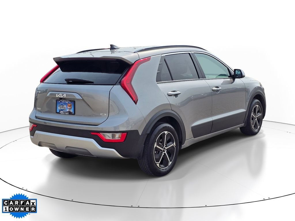Used 2023 Kia Niro EX FWD image 4