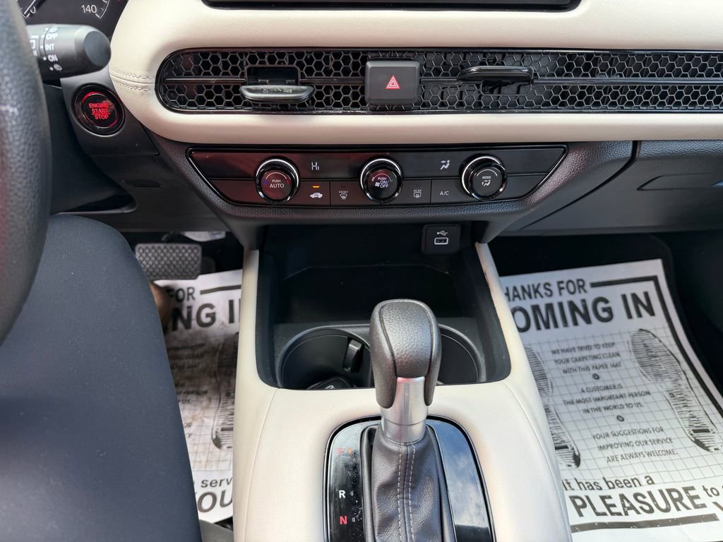 Used 2025 Honda HR-V LX image 18