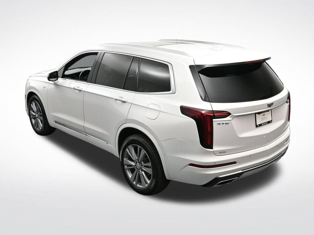 Used 2023 Cadillac XT6 Premium Luxury w/ Technology Package AWD/4WD image 18