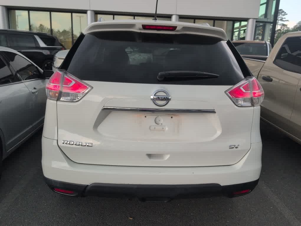 Used 2016 Nissan Rogue SV FWD image 5