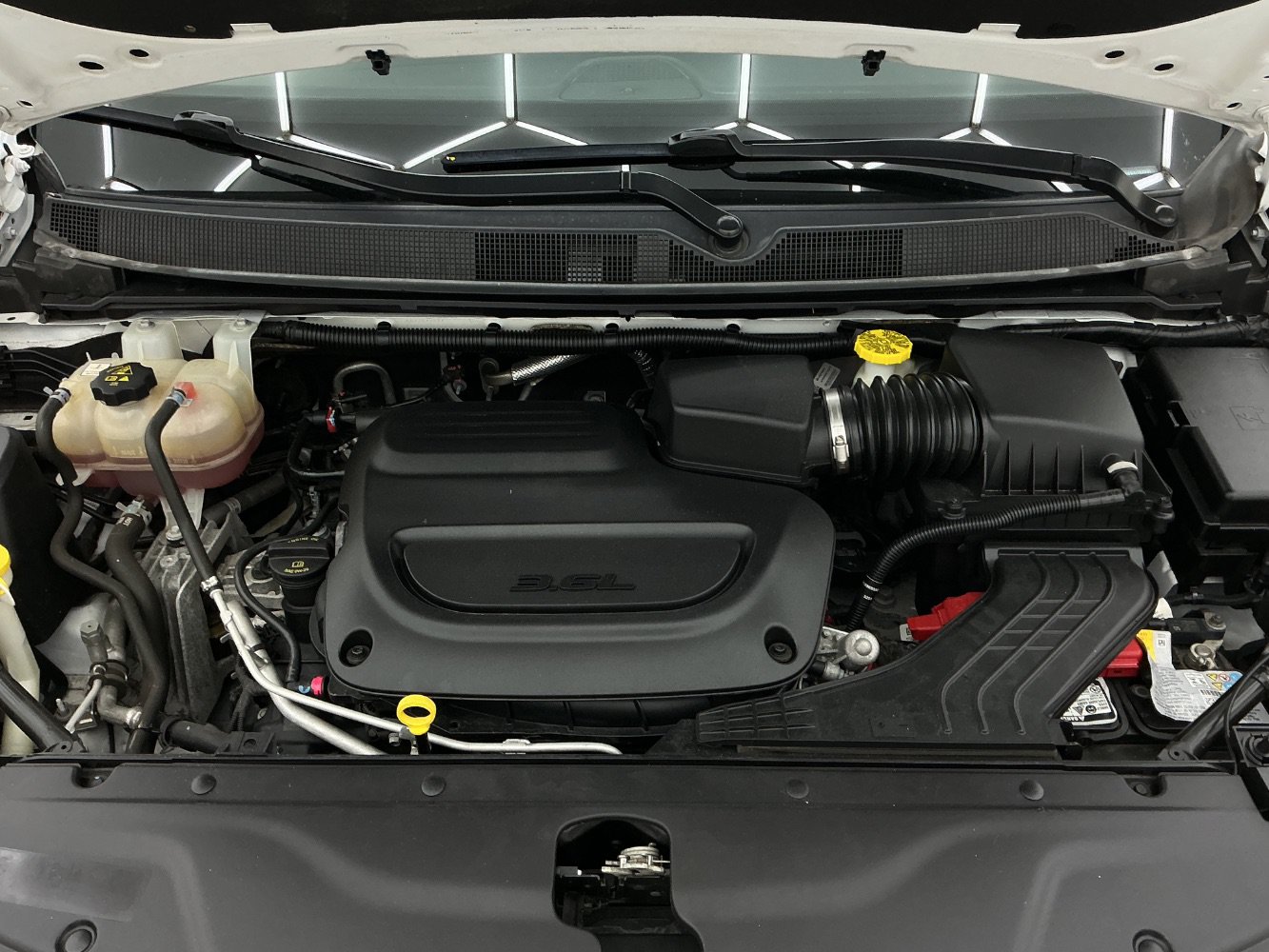 Used 2022 Chrysler Pacifica Touring-L FWD image 41